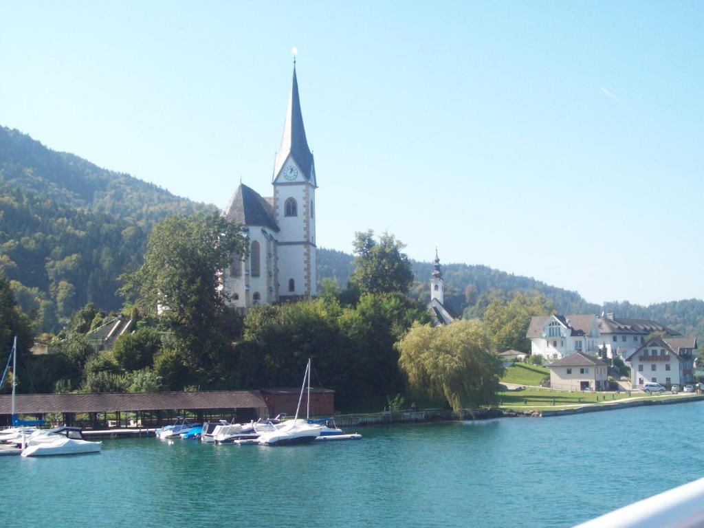 Villa Lindenhof Velden am Wörthersee Exterior foto